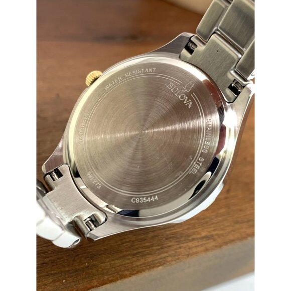 Bulova Women\'s Watch 98L273 Mother of Pearl Dial Two Tone Stainless Steel 32mm main image 8